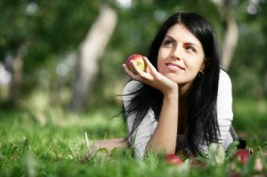 happy-woman-apple